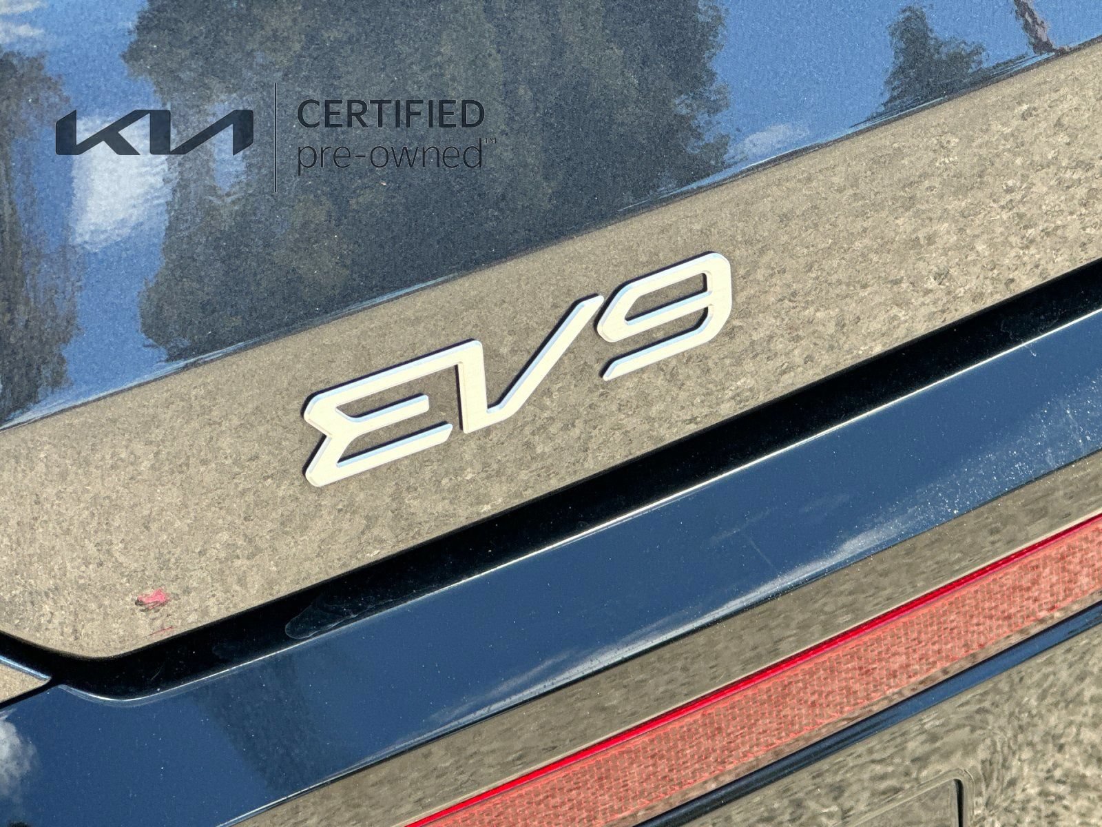 Certified 2024 Kia EV9 Land AWD/4WD image 29