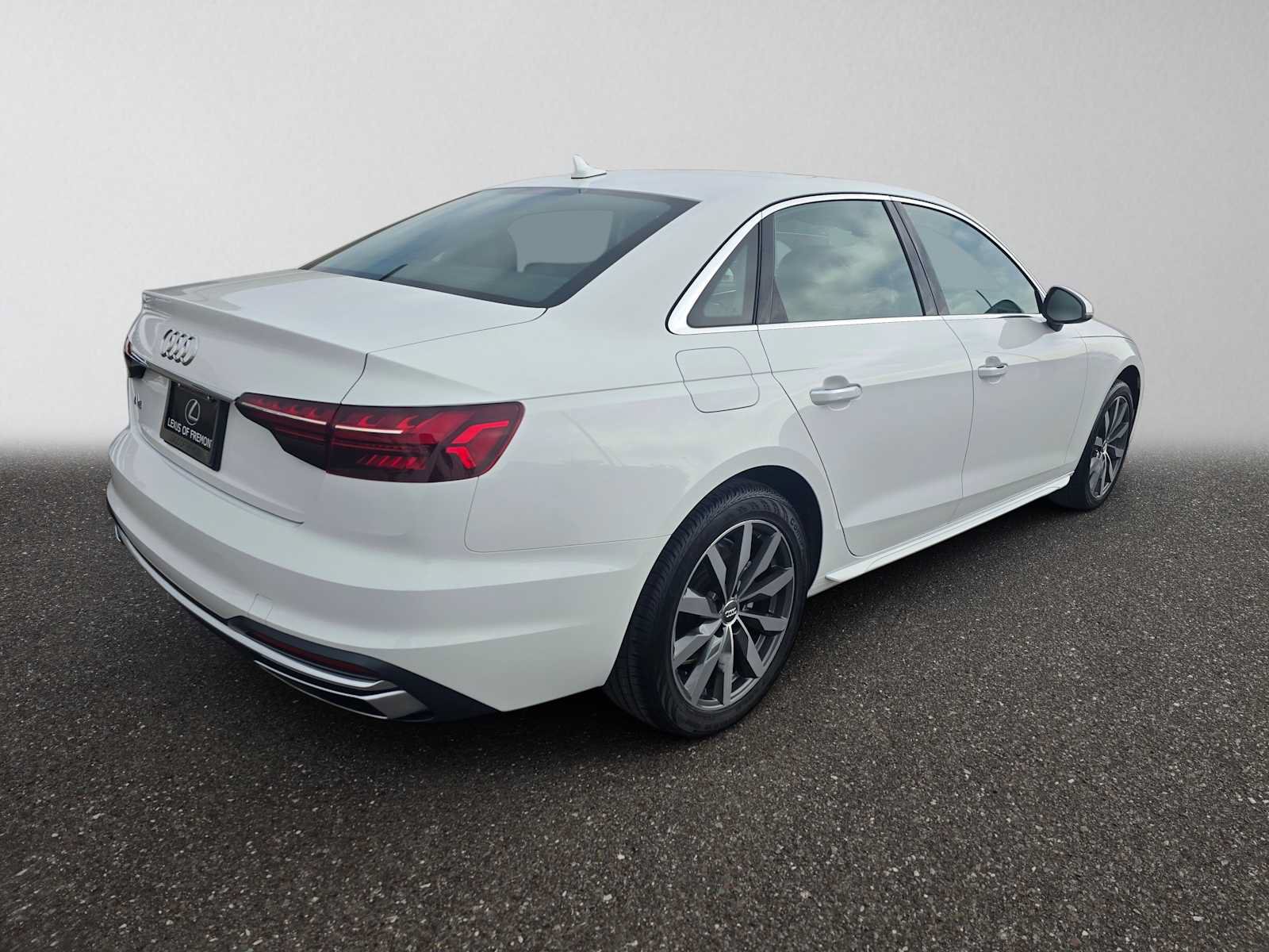 Used 2020 Audi A4 2.0T Premium w/ Convenience Package FWD image 3