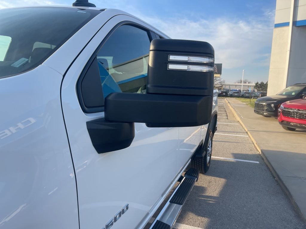 Certified 2025 Chevrolet Silverado 2500 LT w/ Convenience Package image 8