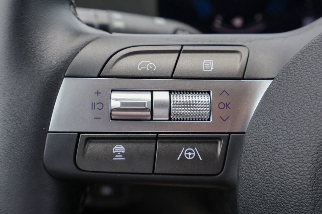 Used 2026 Hyundai Kona SEL Sport FWD image 12