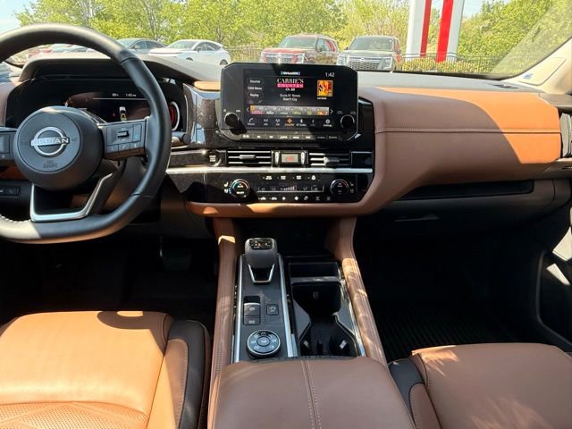 Certified 2025 Nissan Pathfinder Platinum image 29