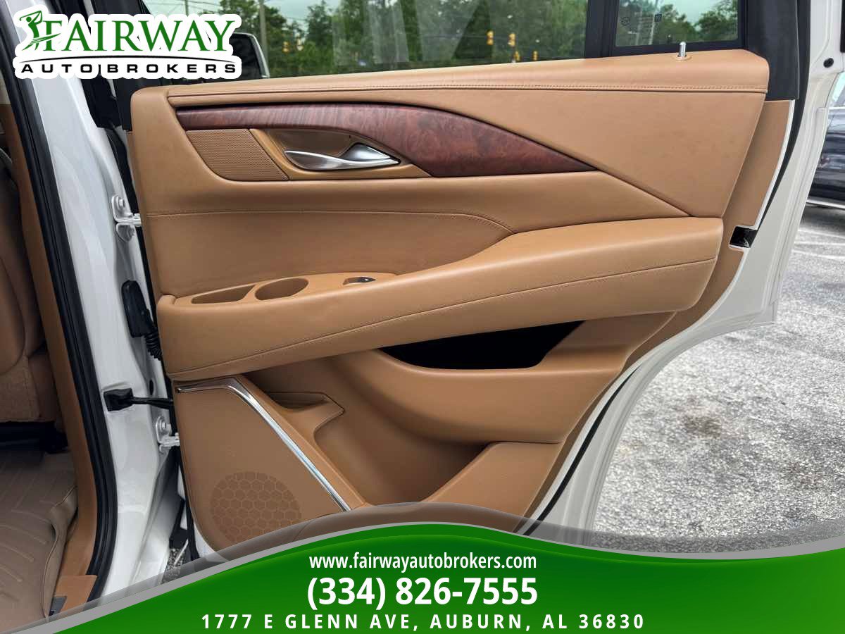 Used 2016 Cadillac Escalade Platinum AWD/4WD image 35
