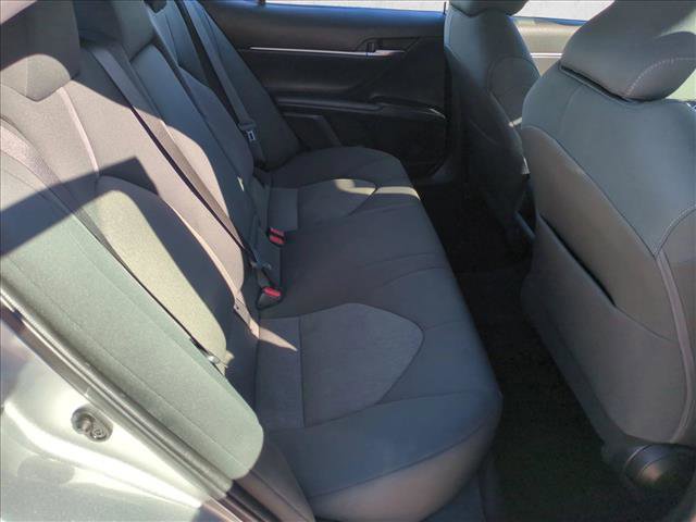Used 2022 Toyota Camry LE image 18