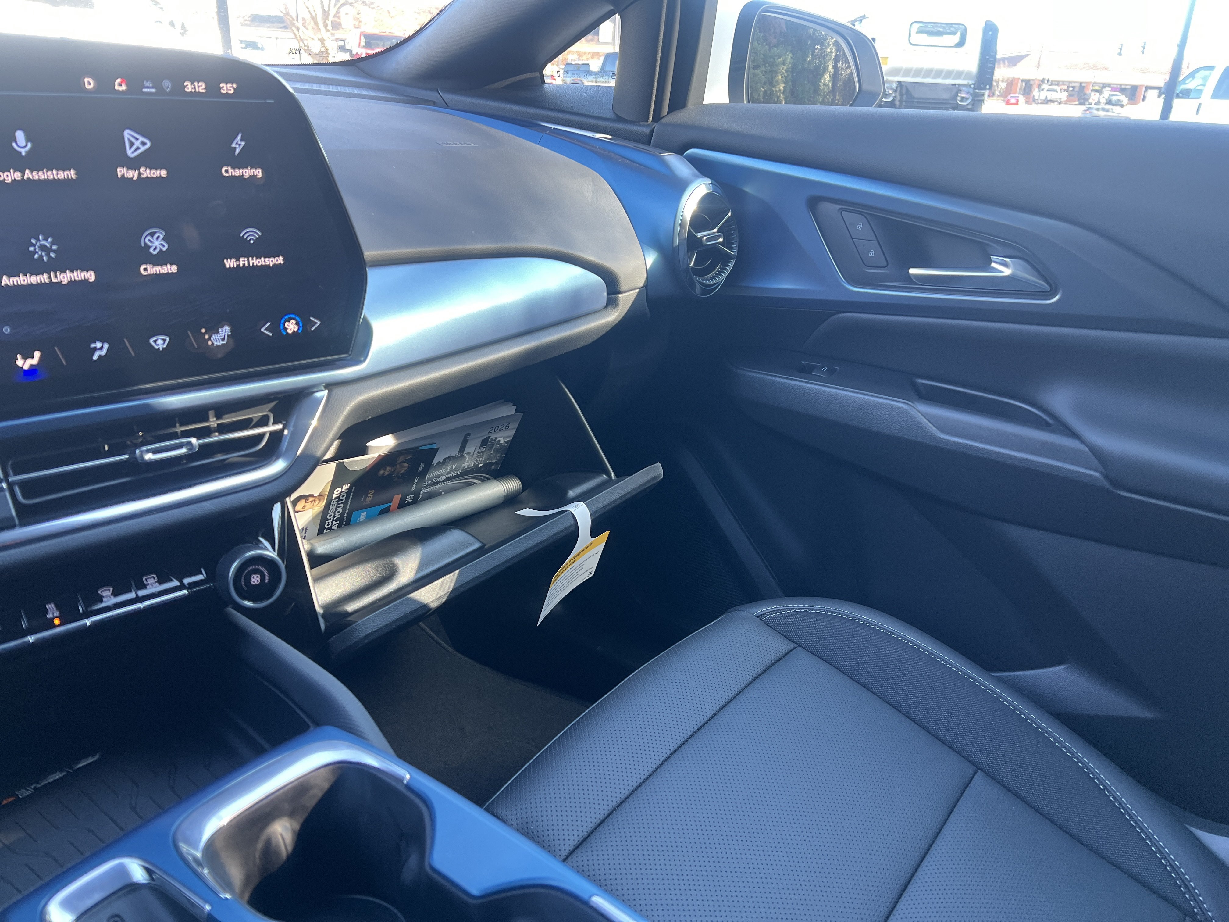 New 2026 Chevrolet Equinox EV LT AWD/4WD image 31