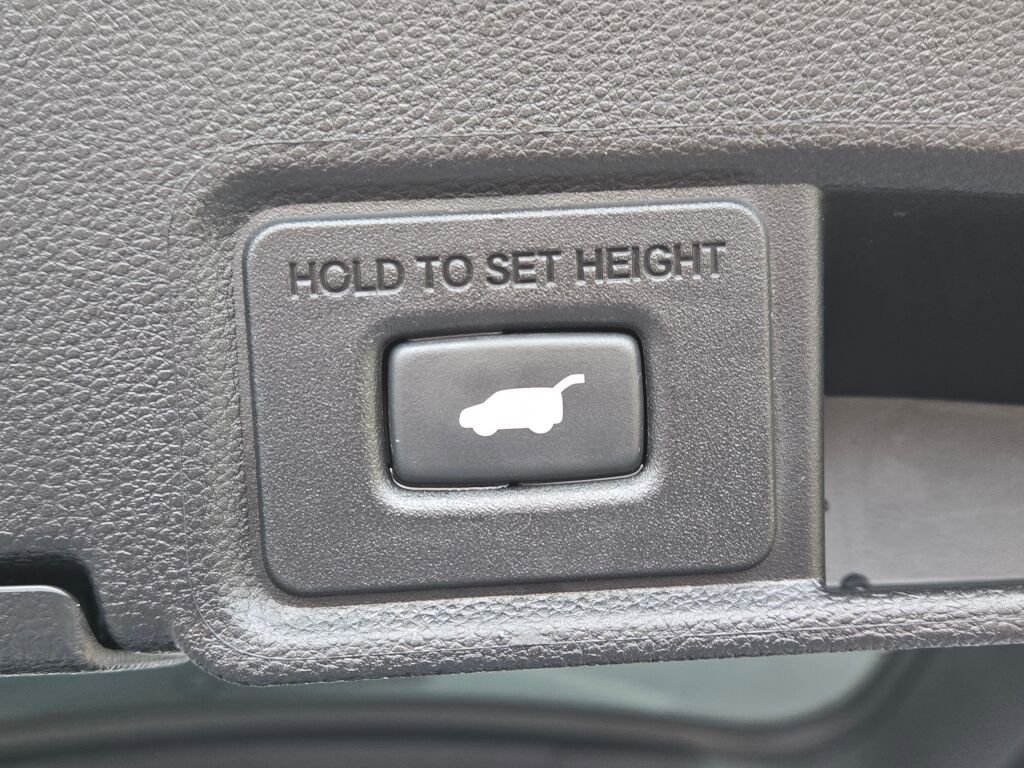 Certified 2023 Acura RDX w/ Technology Package image 21