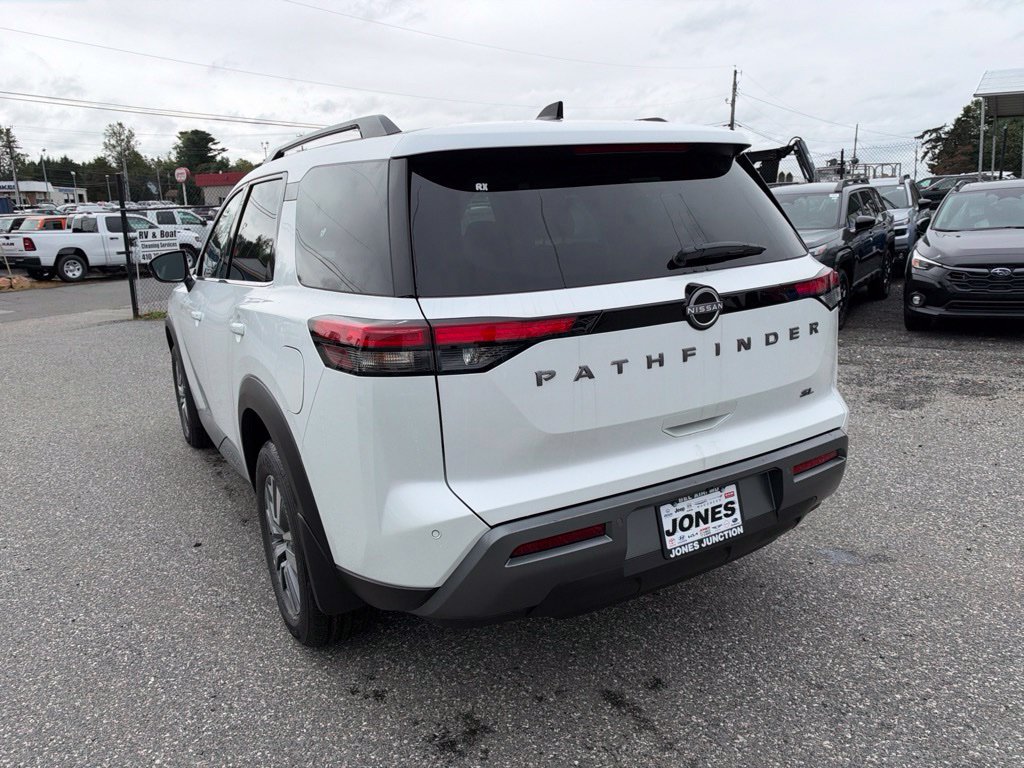 New 2026 Nissan Pathfinder SL FWD image 7