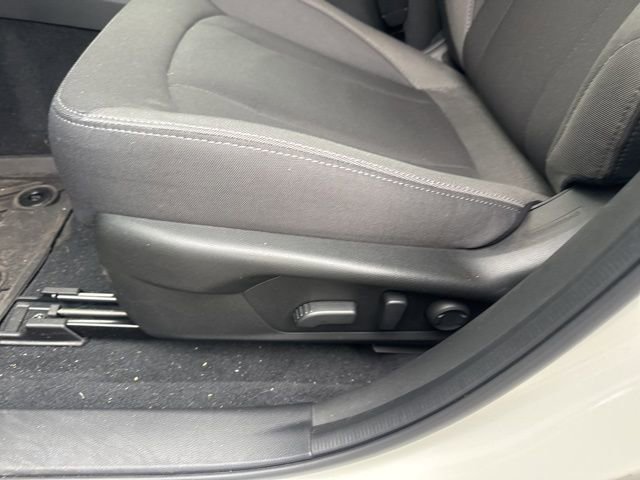 Used 2025 Subaru Crosstrek 2.0i Premium image 10