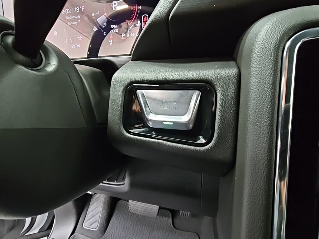 New 2026 GMC Yukon Denali w/ Sun & Power Step Package AWD/4WD image 24
