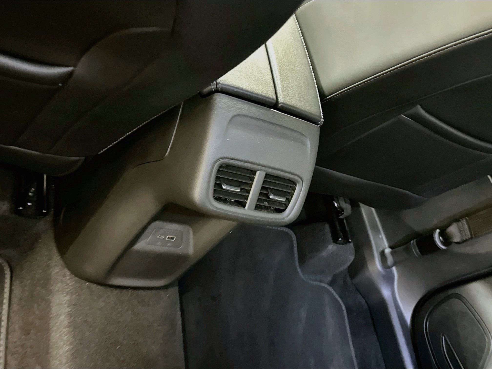 Used 2024 Buick Envision Preferred AWD/4WD image 27