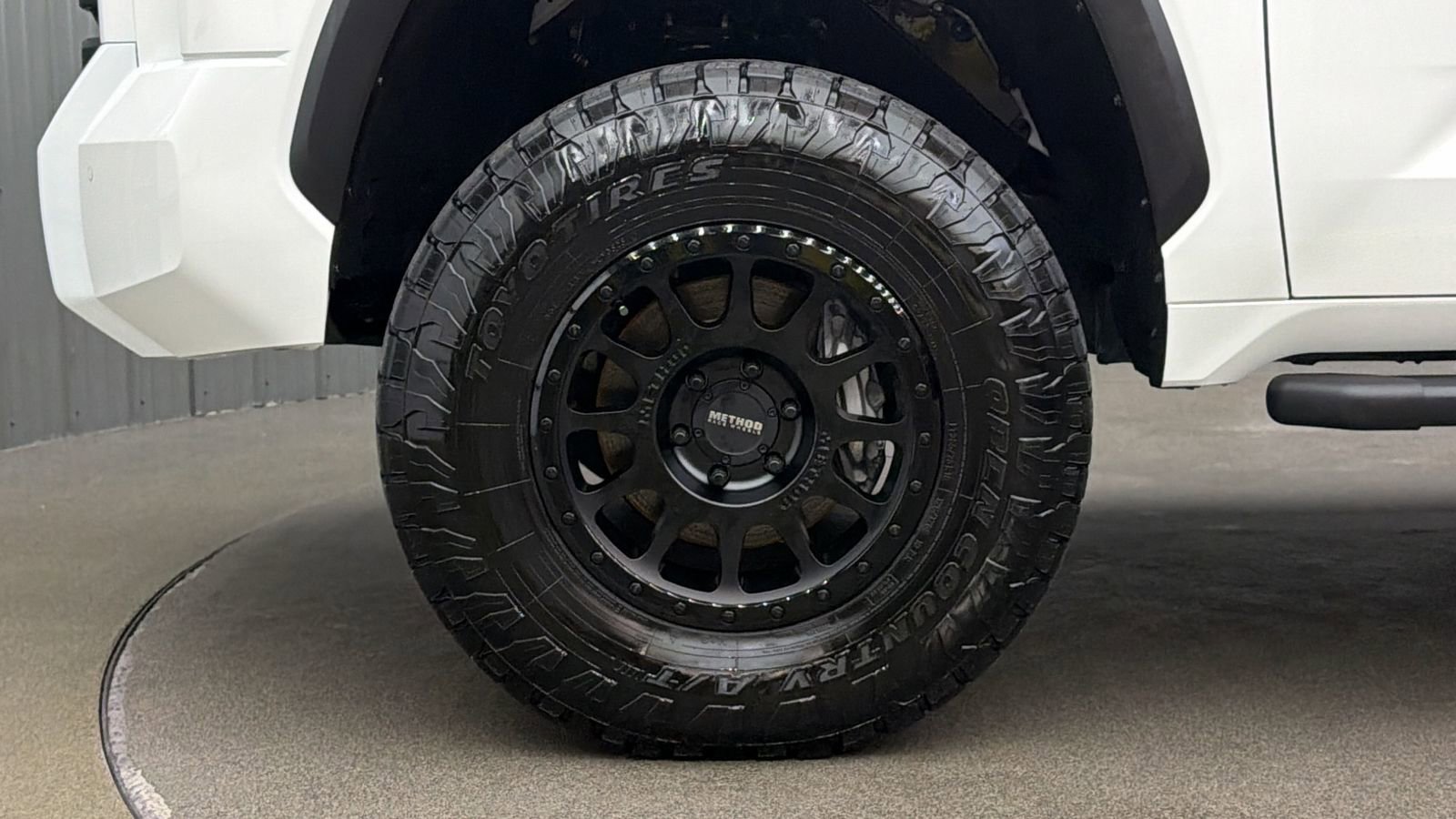 Used 2024 Toyota Tundra Limited image 10