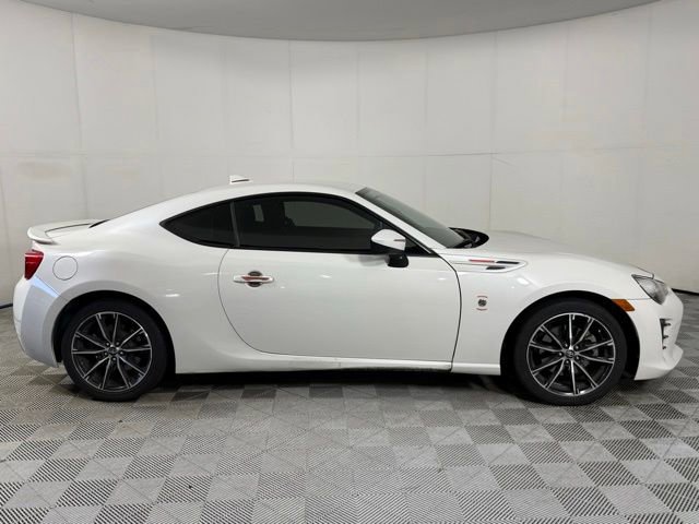 Used 2017 Toyota 86 RWD image 13