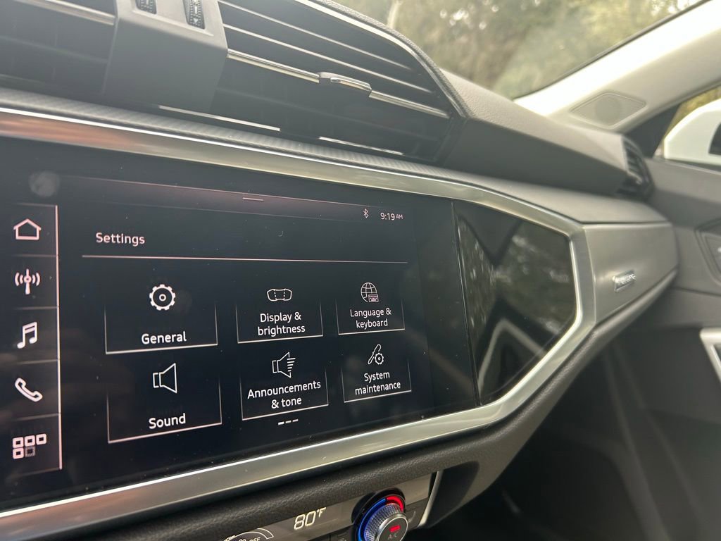 Used 2020 Audi Q3 2.0T Premium Plus w/ Premium Plus Package image 11