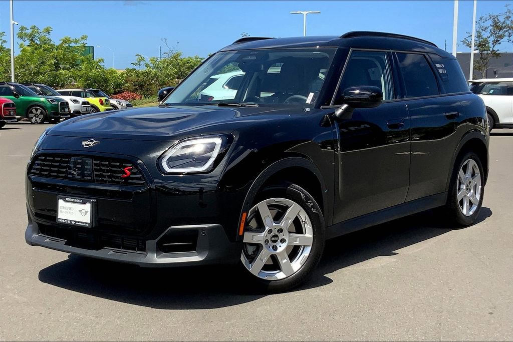 Certified 2025 MINI Cooper Countryman S image 3