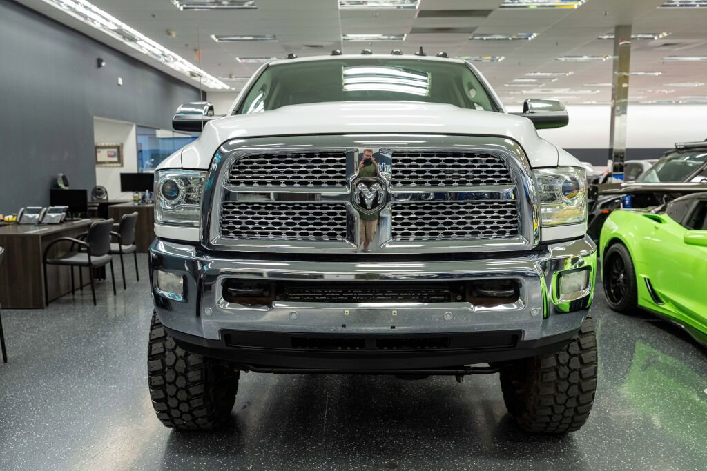 Used 2016 RAM 2500 Laramie image 3