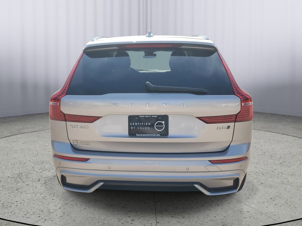 Used 2024 Volvo XC60 B5 Core image 5