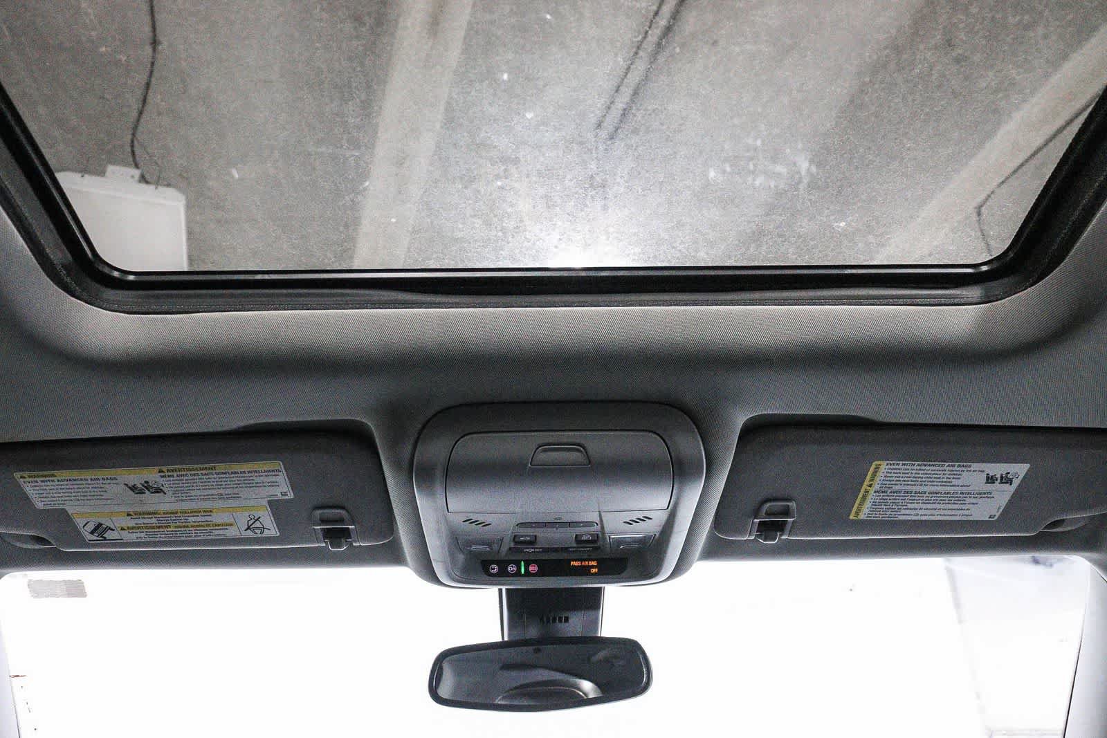 Used 2019 Chevrolet Equinox Premier AWD/4WD image 13