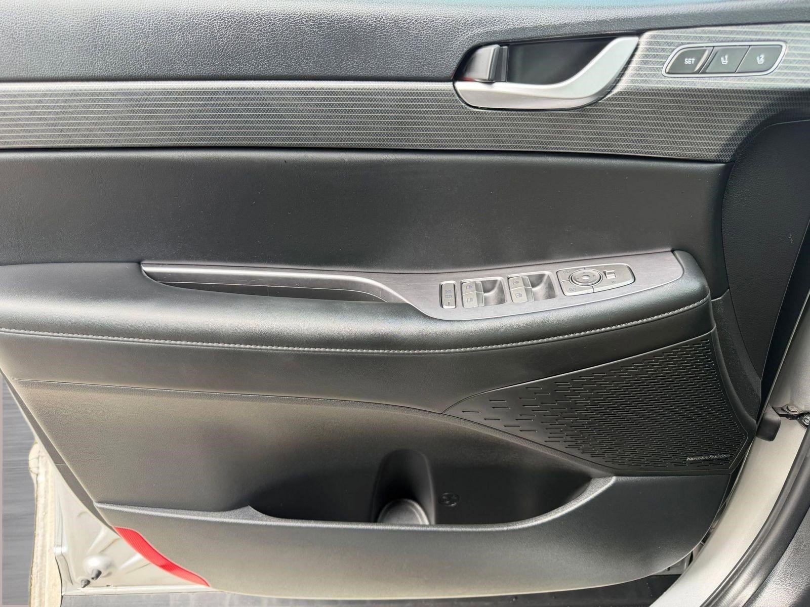 Used 2024 Hyundai Palisade Limited image 11