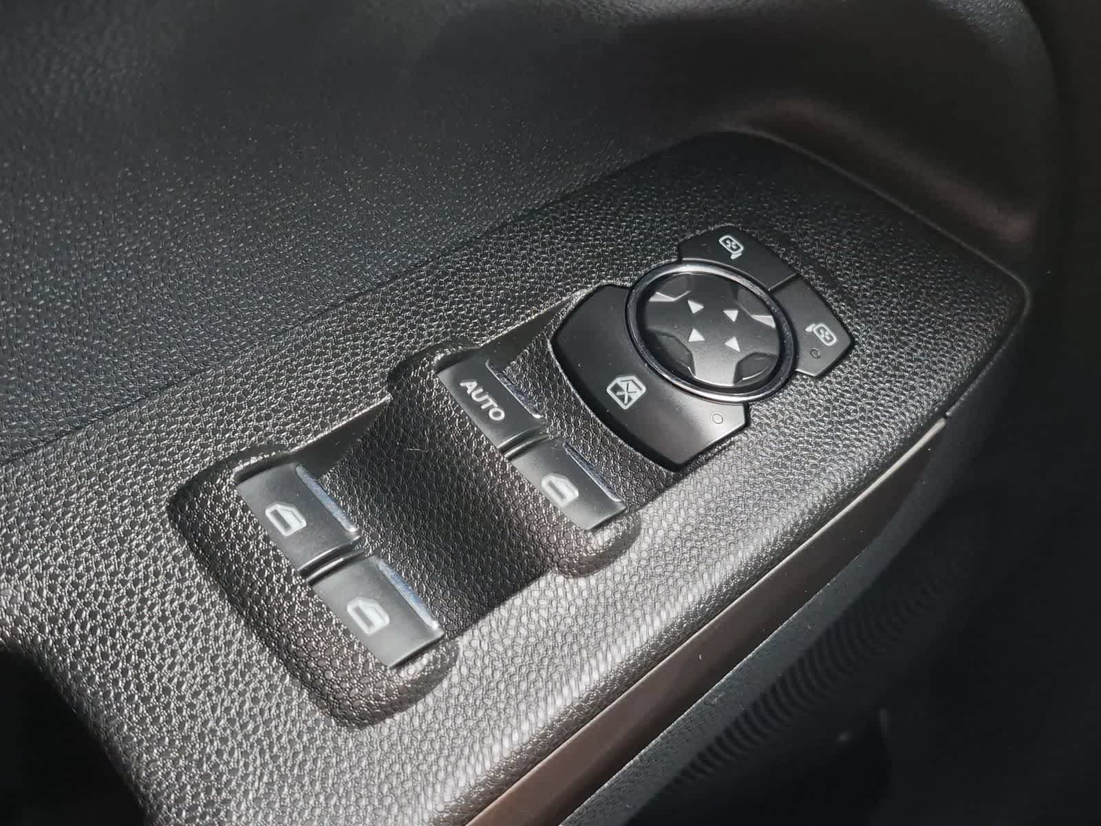 Used 2019 Ford EcoSport SE w/ SE Convenience Package AWD/4WD image 30