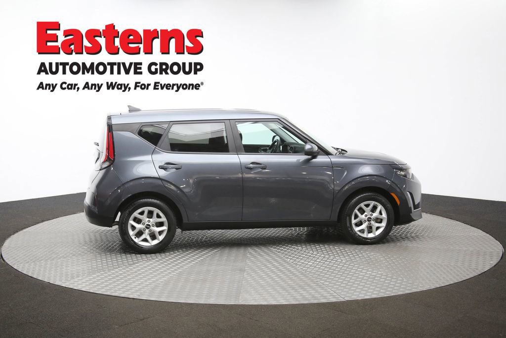 Used 2023 Kia Soul LX w/ LX Technology Package image 44