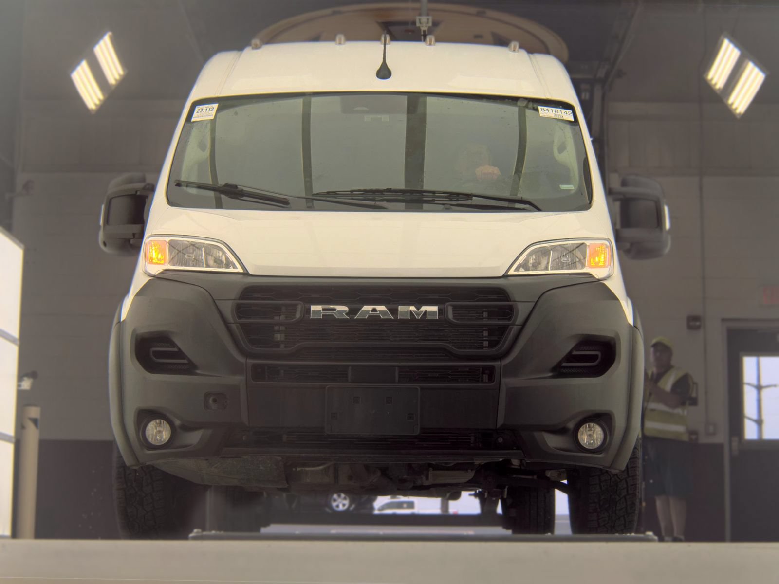 Used 2025 RAM ProMaster 2500 w/ Convenience Group FWD image 4