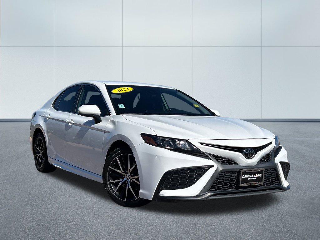 Used 2021 Toyota Camry SE FWD image 33