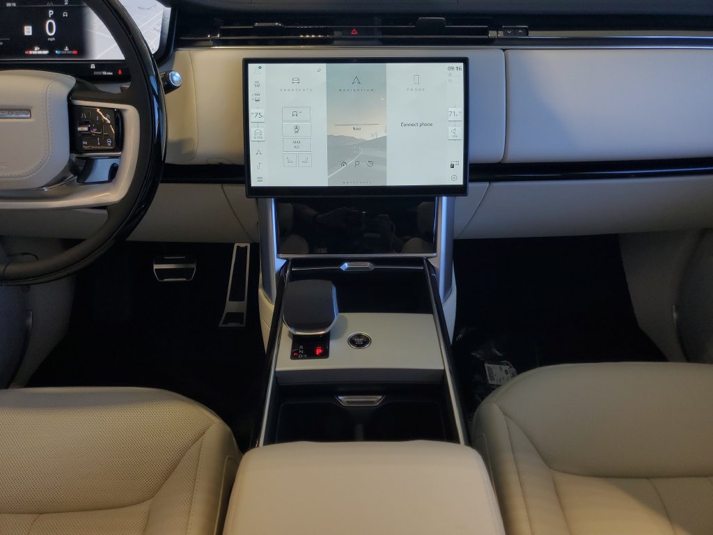 New 2026 Land Rover Range Rover SE AWD/4WD image 28
