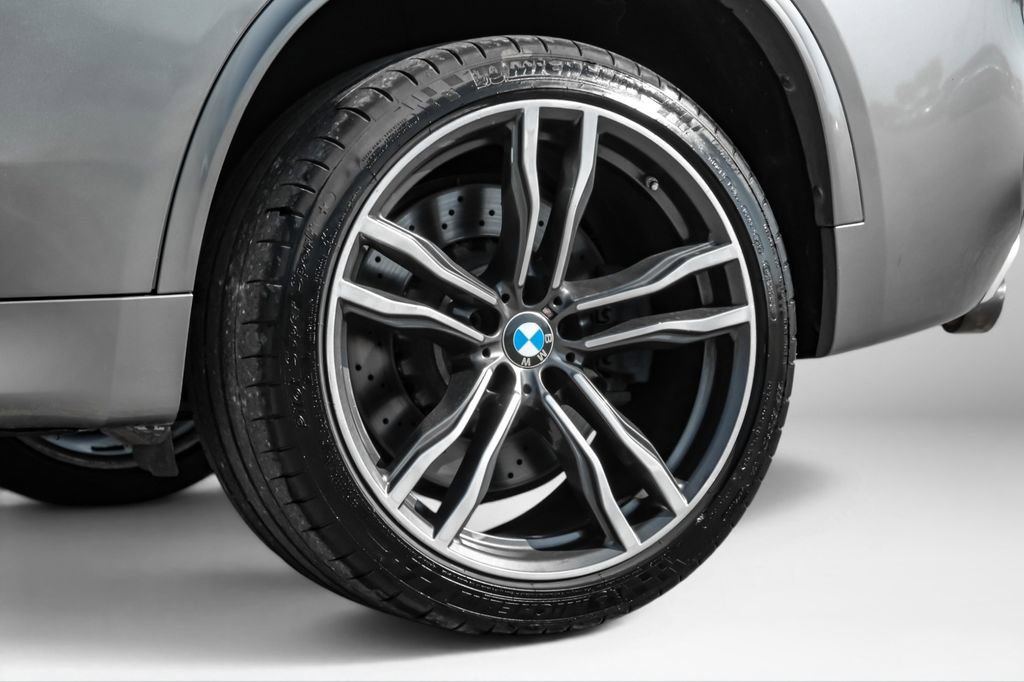 Used 2017 BMW X5 M AWD/4WD image 63