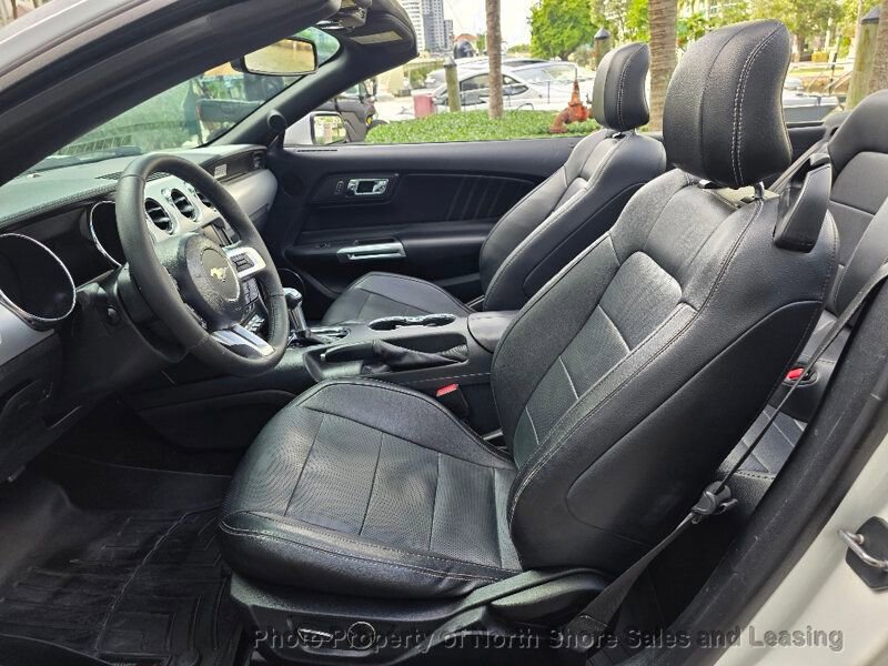 Used 2015 Ford Mustang Premium image 41