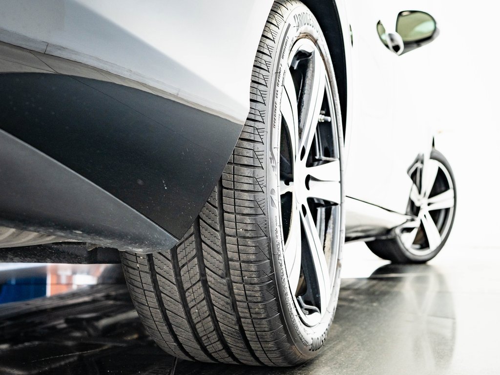 Certified 2025 Mercedes-Benz C 300 4MATIC Sedan image 40