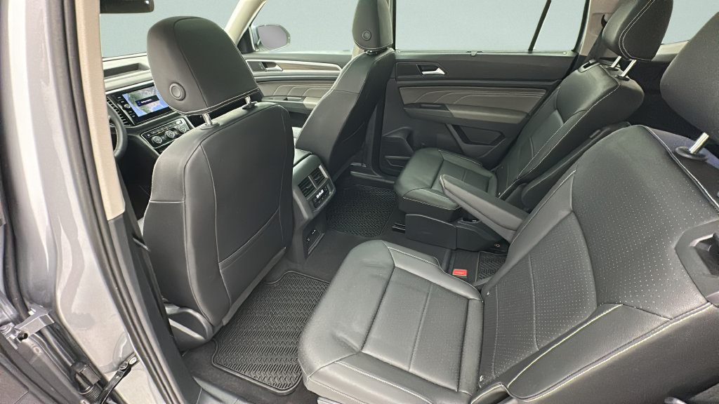 Used 2023 Volkswagen Atlas SEL AWD/4WD image 9