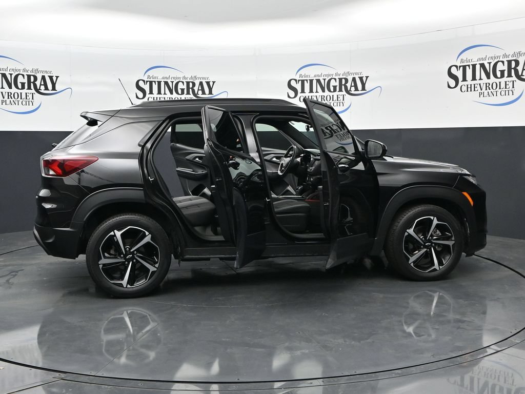 Certified 2023 Chevrolet TrailBlazer RS FWD image 36