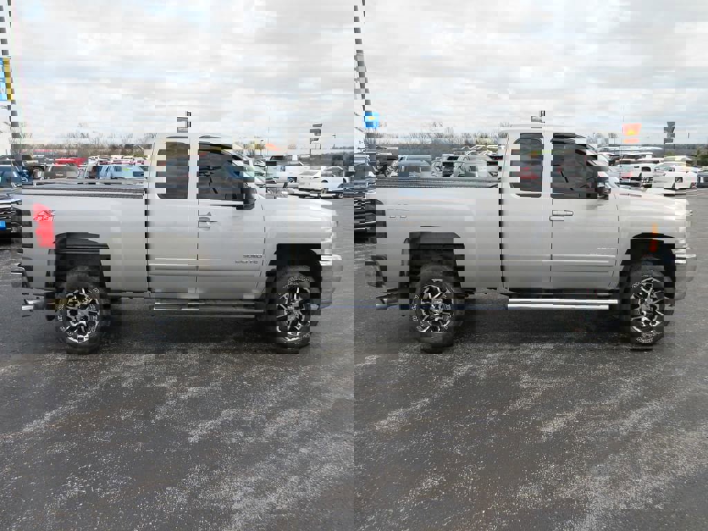 Used 2008 Chevrolet Silverado 2500 LTZ w/ Safety Package image 6