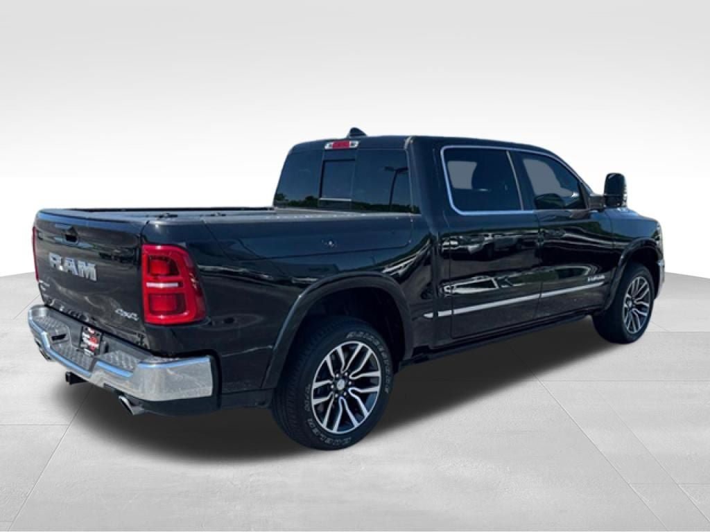 Used 2025 RAM 1500 Limited w/ Trailer Tow Group AWD/4WD image 8