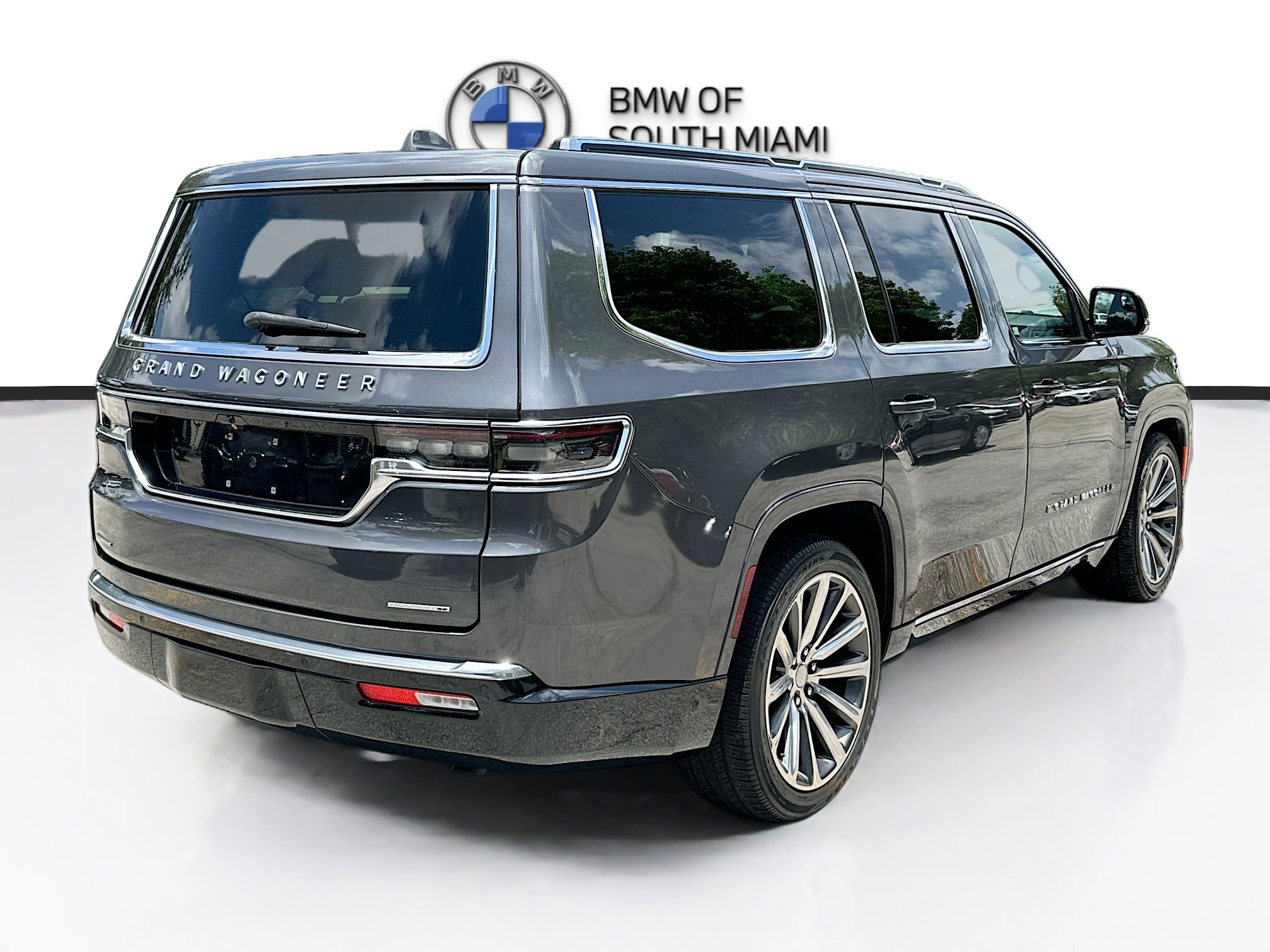 Used 2022 Jeep Grand Wagoneer Series I w/ Rear Seat Video Group 1 AWD/4WD image 7