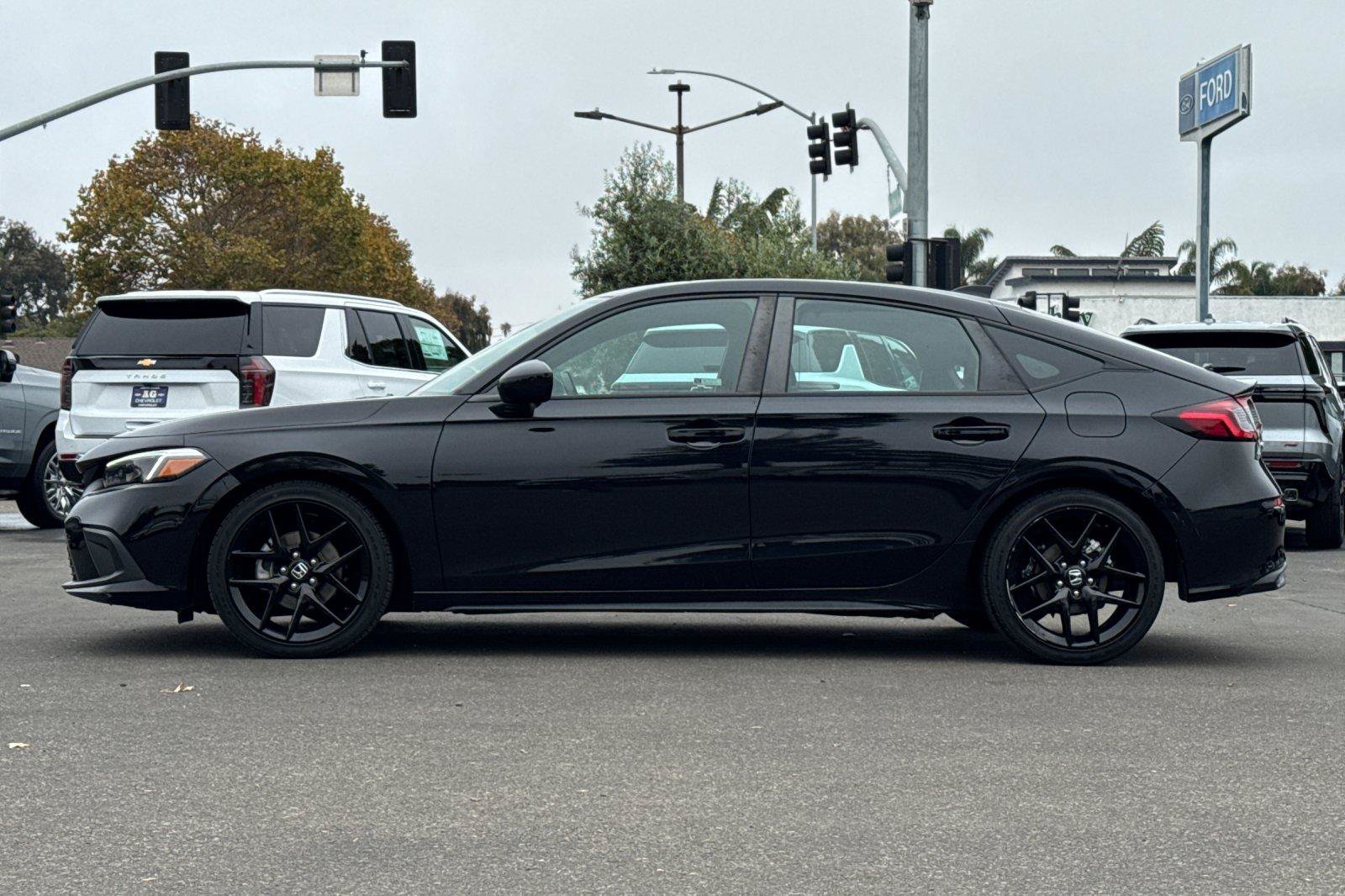 Used 2024 Honda Civic Sport image 9