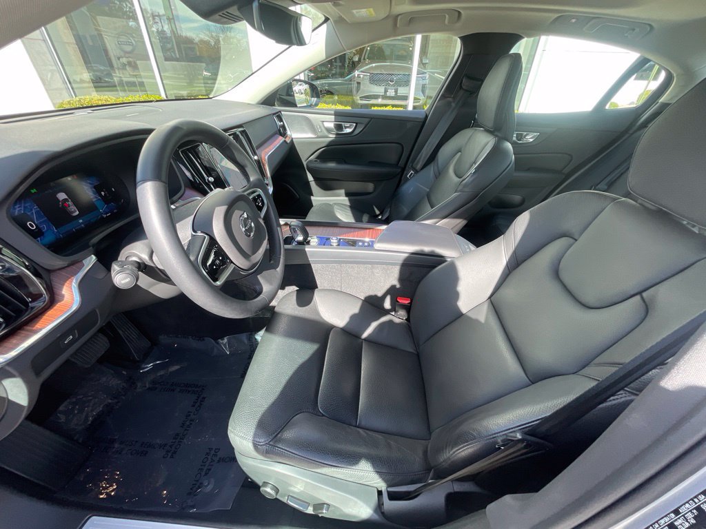 Certified 2024 Volvo S60 B5 Plus w/ Climate Package AWD/4WD image 21