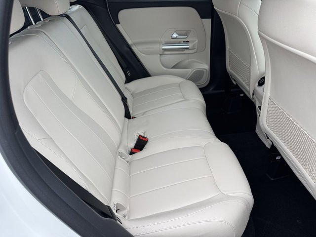 New 2026 Mercedes-Benz GLA 250 image 5