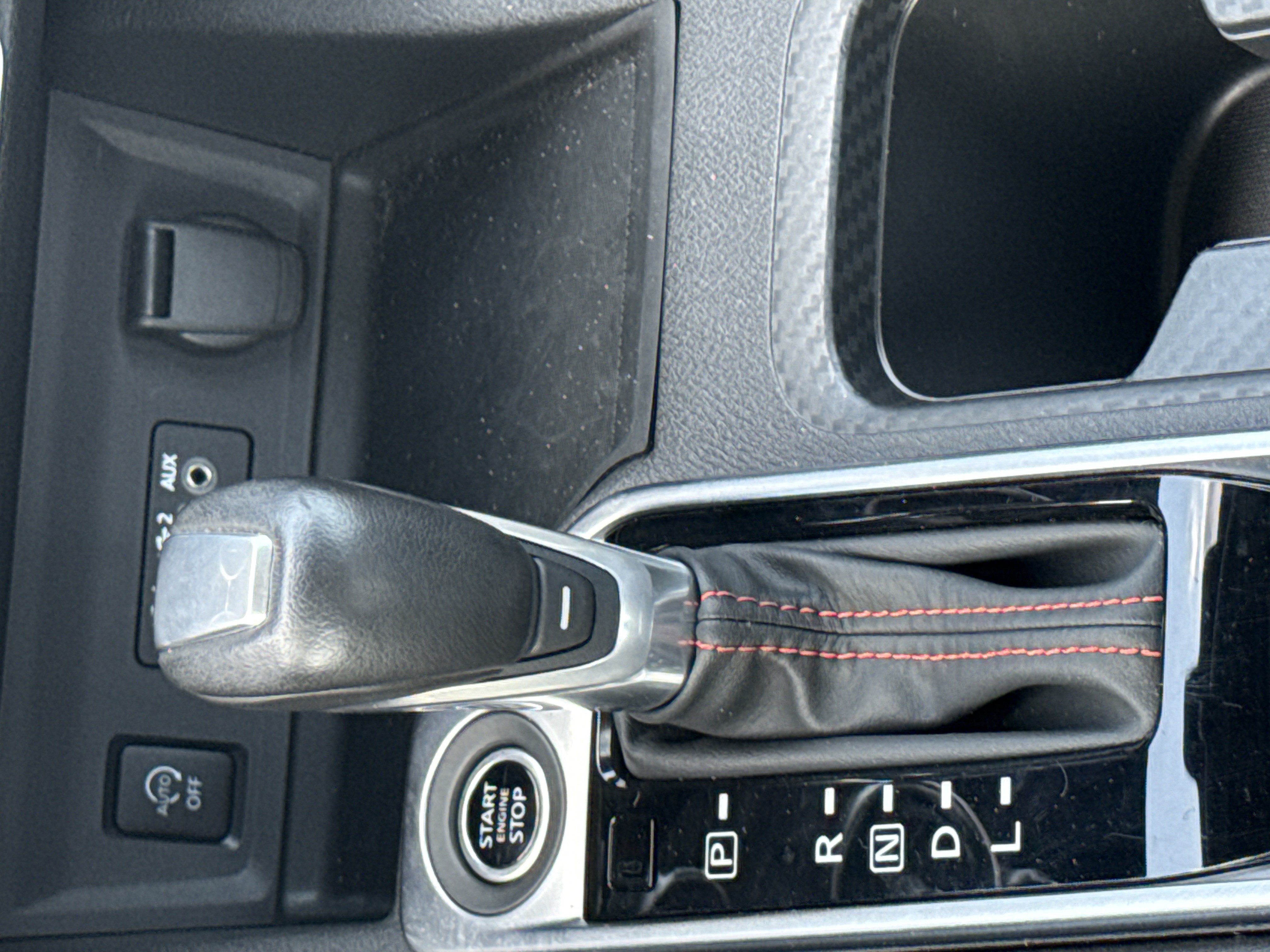 Used 2025 Nissan Sentra SR FWD image 24