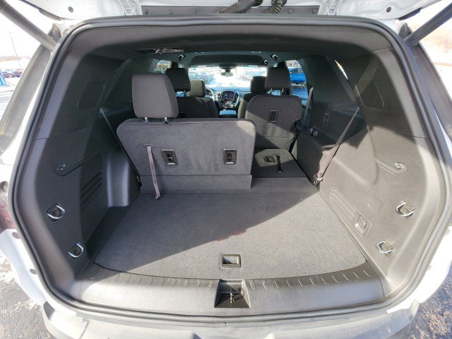 Used 2023 Chevrolet Traverse LT w/ LPO, Floor Liner Package image 19