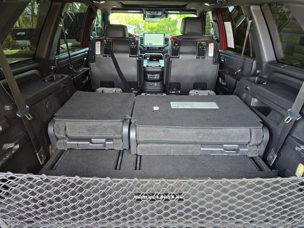 Used 2023 Toyota Sequoia Platinum AWD/4WD image 34