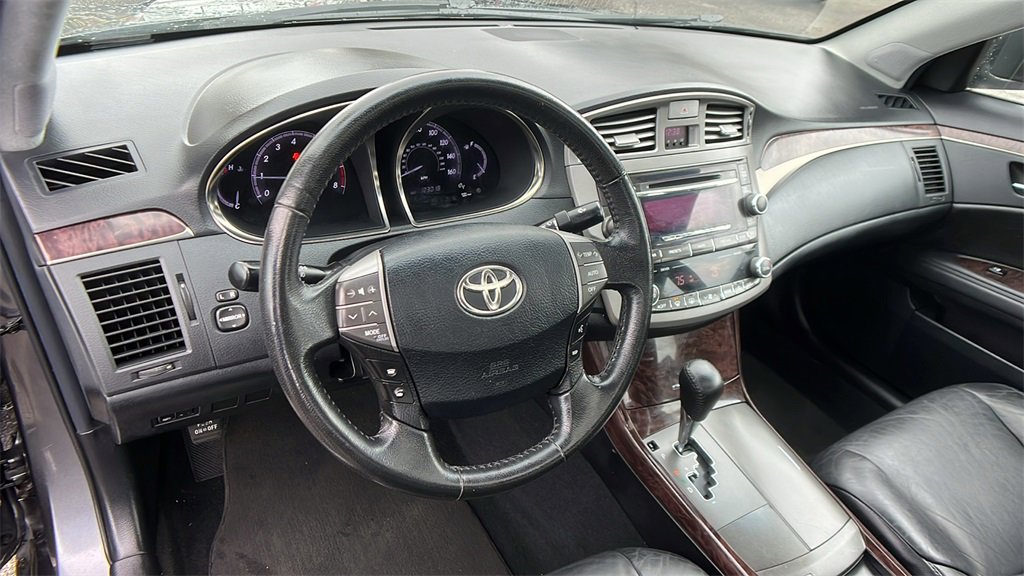 Used 2012 Toyota Avalon image 23