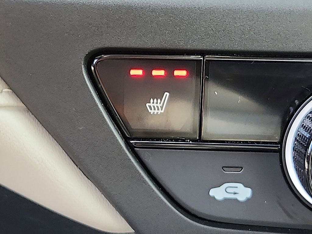 Used 2023 Honda Accord EX image 24