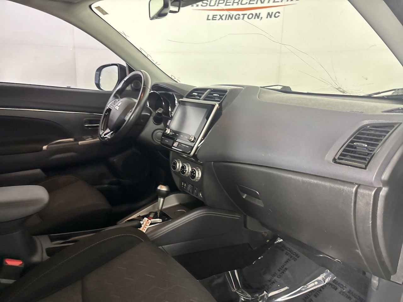 Used 2020 Mitsubishi Outlander Sport SE image 28