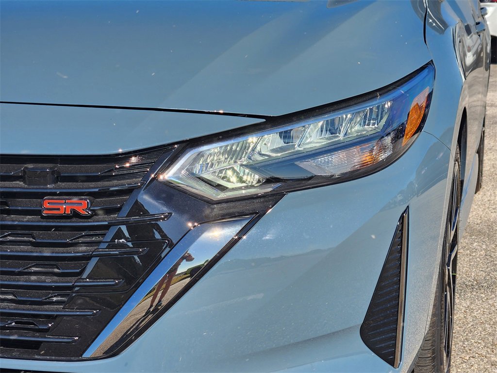 New 2025 Nissan Sentra SR image 5