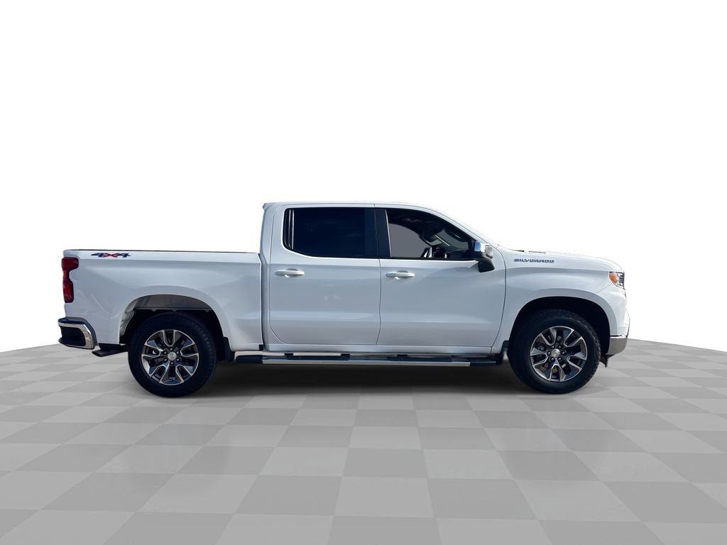 Used 2026 Chevrolet Silverado 1500 LT image 2
