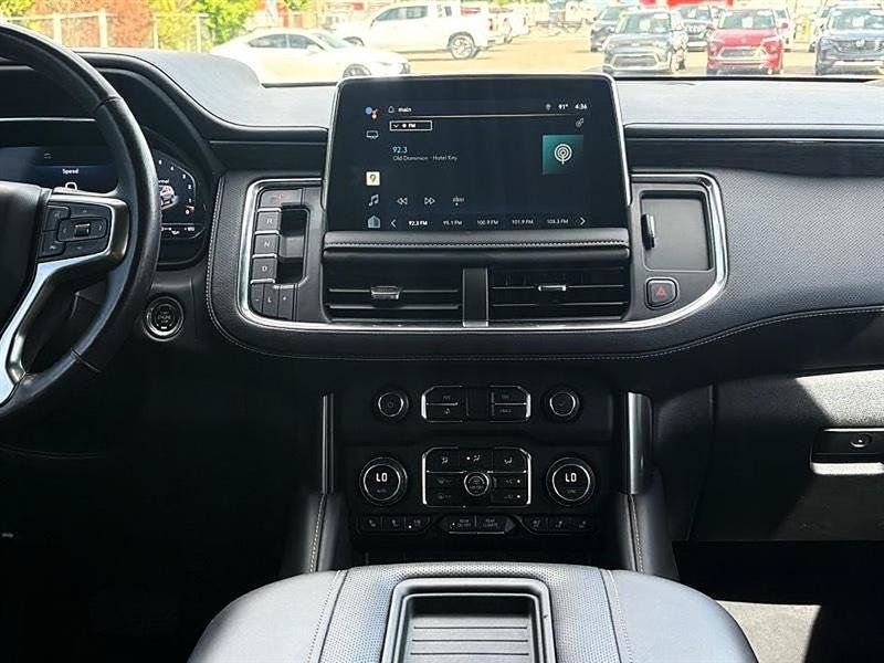 Used 2022 Chevrolet Tahoe Premier w/ Premium Package 2 RWD image 43