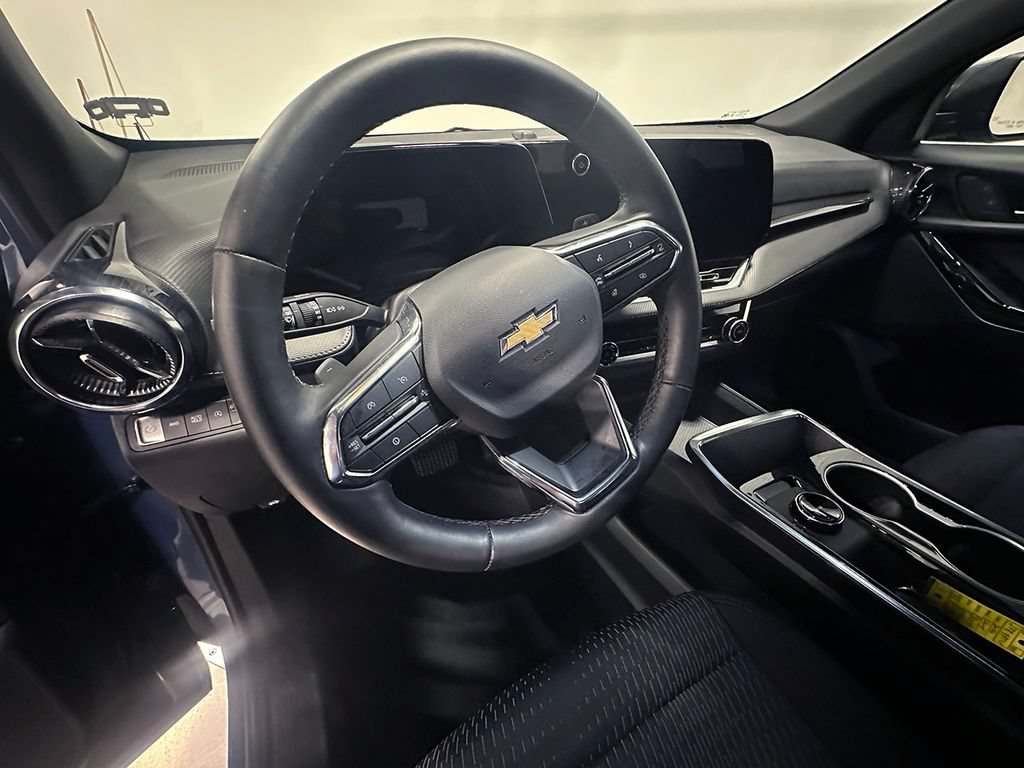 Used 2026 Chevrolet Equinox LT AWD/4WD image 20