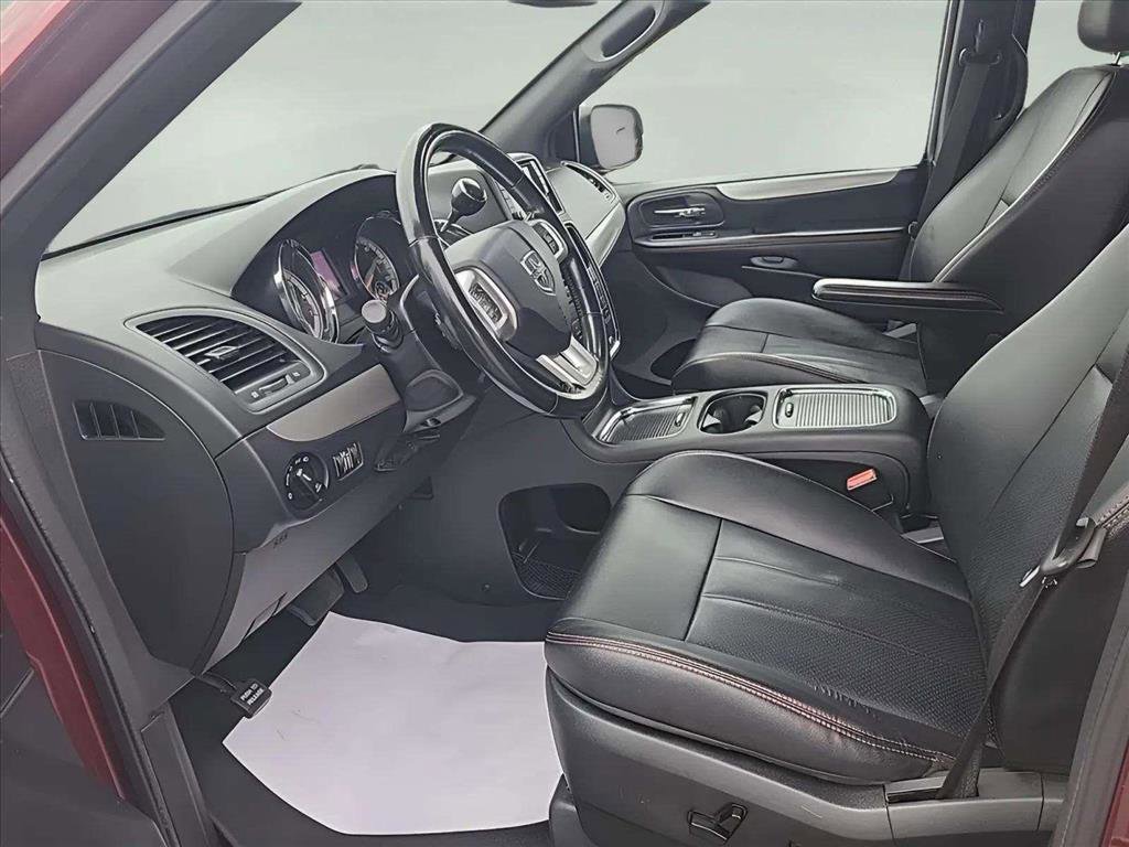 Used 2020 Dodge Grand Caravan GT FWD image 12