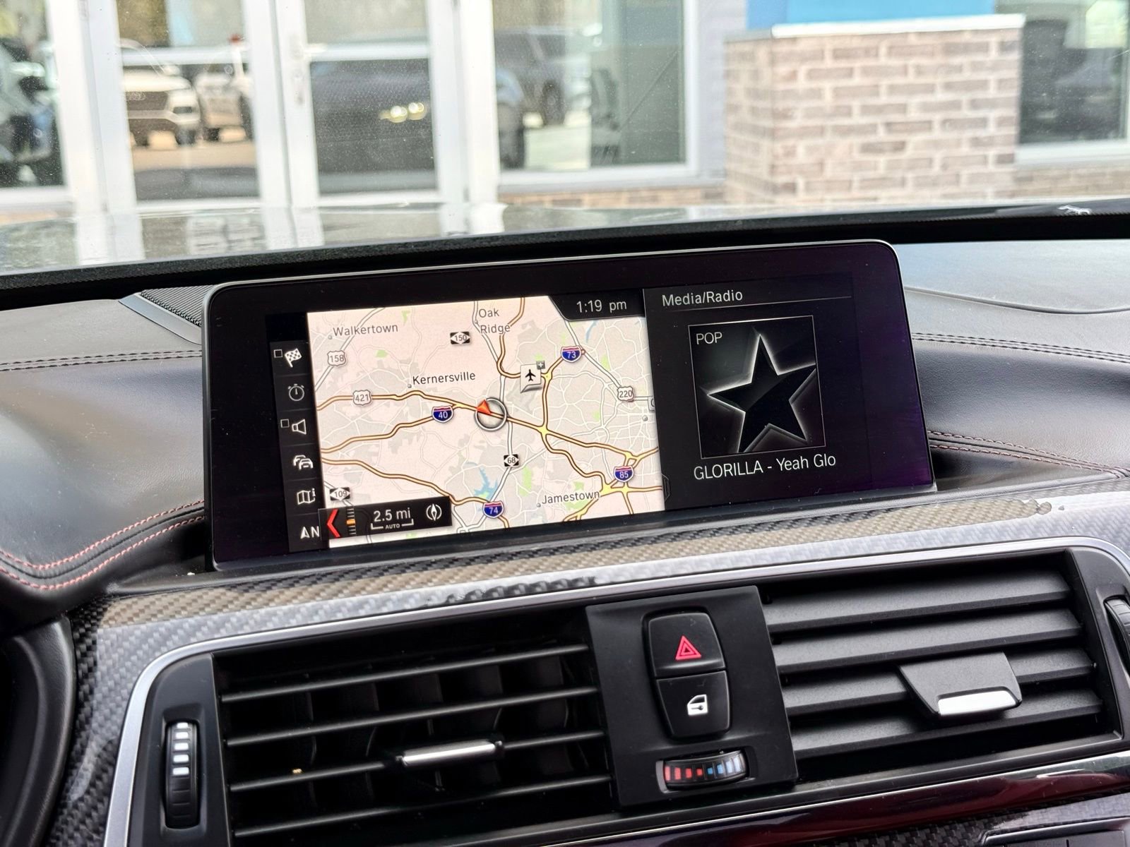 Used 2018 BMW M4 Convertible image 15