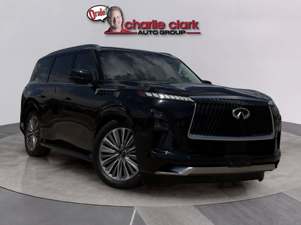 Used 2025 INFINITI QX80 Sensory AWD/4WD image 7